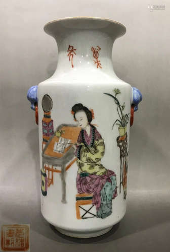 A FAMILLE ROSE GLAZE VASE WITH STORY PATTERN