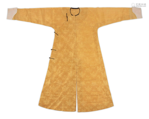 A Chinese Pale Yellow Damask Gauze Silk Robe