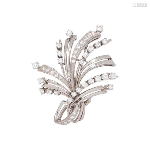 WHITE GOLD AND DIAMOND BROOCH