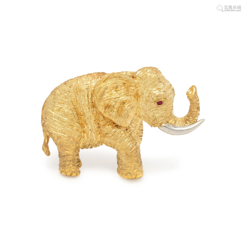 YELLOW GOLD ELEPHANT BROOCH