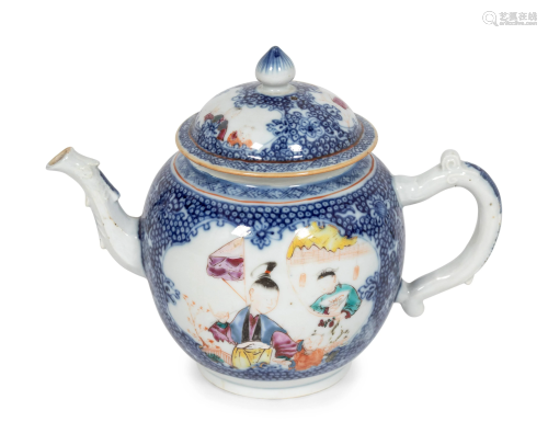 A Chinese Export Blue and White Porcelain Teapot and