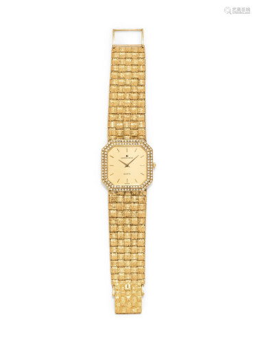 UNIVERSAL GENEVE, 18K YELLOW GOLD AND DIA…