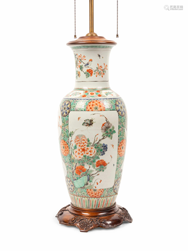 A Chinese Famille Verte Porcelain Vase