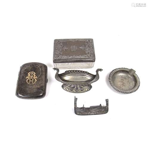 A group of English and European silver items.