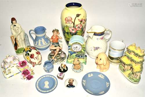 A small assortment of 20th Century ceramics across two boxes, to include a Tupton ware vase and