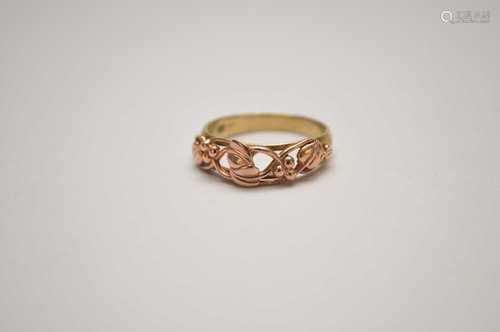 A 9ct Clogau gold ring