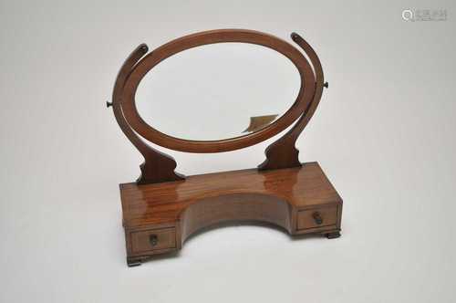 An Edwardian mahogany dressing table mirror with strung inlaid borders, 68cm high, 69cm wide, 25cm