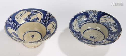 Near pair of Chinese bowls, Qing Dynasty, with a geometric design to the wide edge above the deep