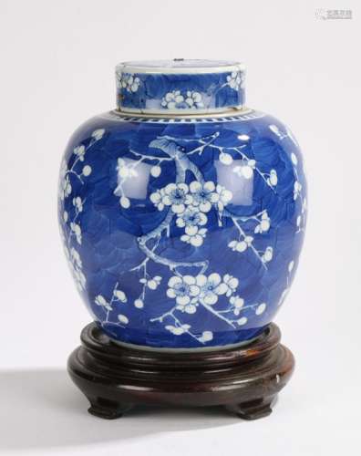 Chinese porcelain ginger jar and cover, Qing Dynasty, of large proportions, decorated with peony,