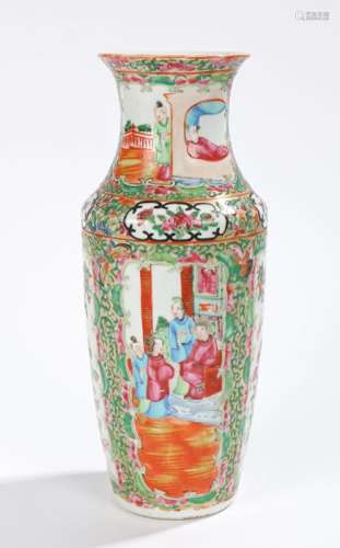 Chinese Canton porcelain vase, Qing Dynasty, decorated with figural panels and foliate green