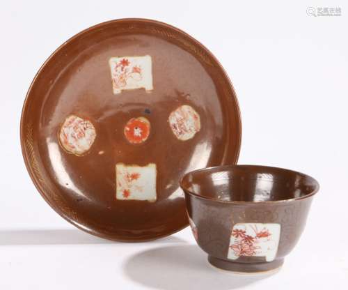 Chinese Batavian ware tea bowl, Kangxi, with pink decorated reserves, the saucer 13.5cm diameter
