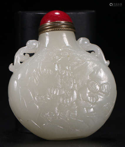 A HETIAN JADE FIGURE STORY PATTERN SNUFF BOTTLE