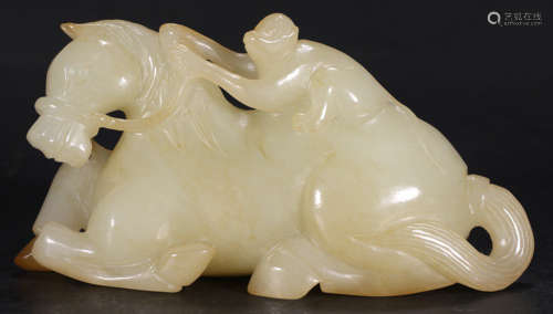 A HETIAN JADE CARVED HORSE SHAPE PENDANT