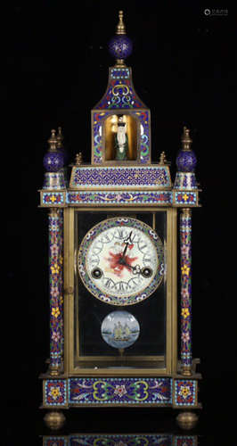 A CLOISONNE FIGURE PATTERN MECHANICAL DESK CLOCK