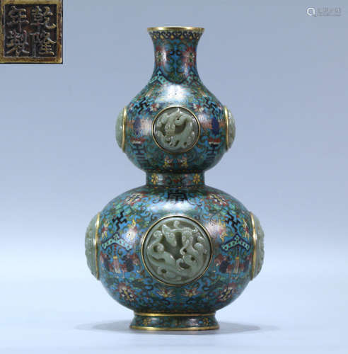 A CLOISONNE WITH HETIAN JADE GOURD VASE