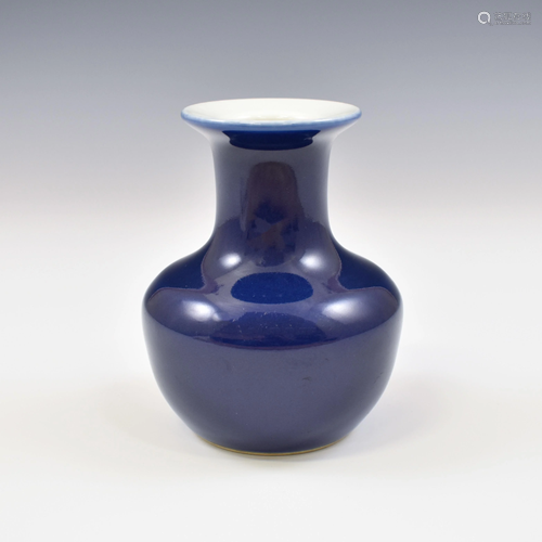 BLUE MONOCHROME PORCELAIN VASE