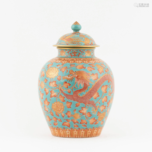 QING PEONY MOTIF GENERAL HELMET JAR