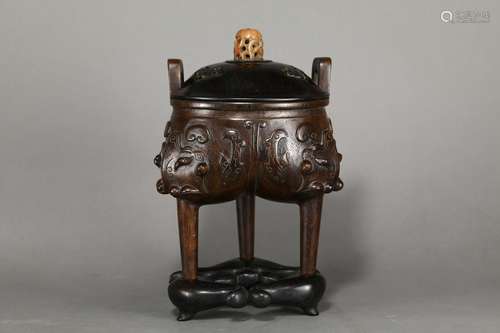 a chinese agalwood incense burner