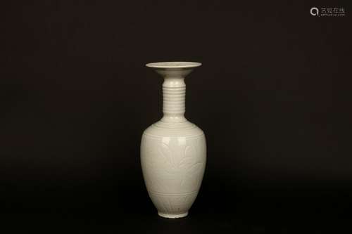 a chinese white glazed porcelain vase