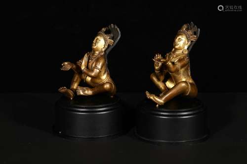two chinese collection of gilt bronze statues