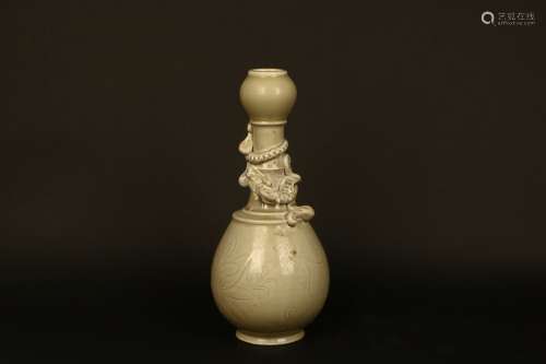 a chinese celadon glazed porcelain garlic shaped vase