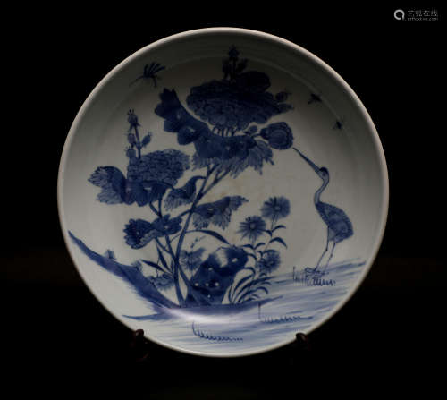 Qing Dynasty Yongzheng blue and white heron lotus family plate