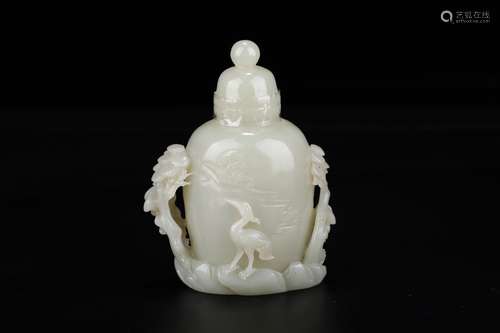 CHINESE HETIAN JADE VASE