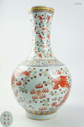 A DAQING GUANGXU NIANZHI MARK FAMILLE-ROSE VASE