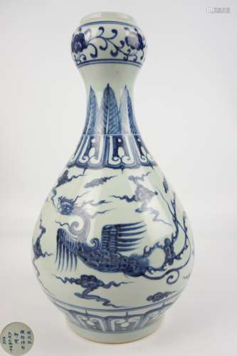 A BLUE&WHITE GLAZE PHOENIX PATTERN VASE