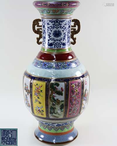 A QIANLONG NIANZHI MARK MULTIPLE GLAZE VASE