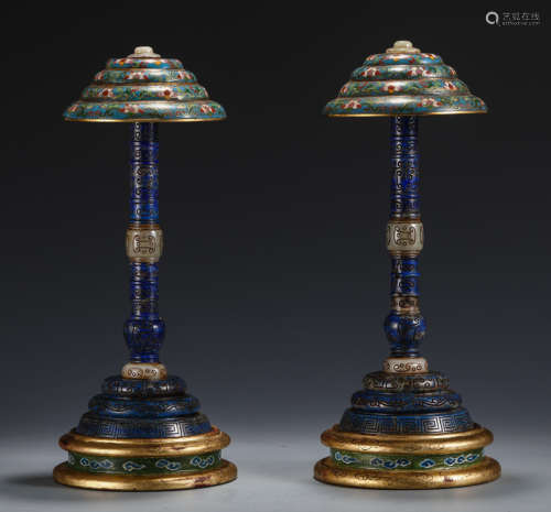PAIR OF LAZULI HAT RACK WITH FLOWER PATTERN