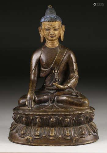A COPPER SAKYAMUNI BUDDHA STATUE