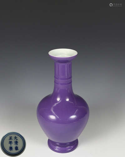 A YONGZHENG NIANZHI MARK PURPLE GLAZED VASE