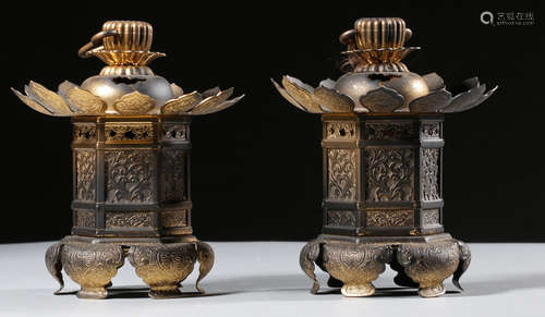 PAIR OF GILT BRONZE FLOWER SHAPE CANDLE HOLDERS