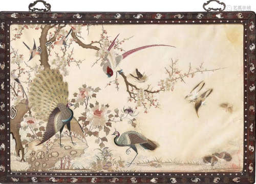 A YUE EMBROIDERY&RED WOOD SCREEN