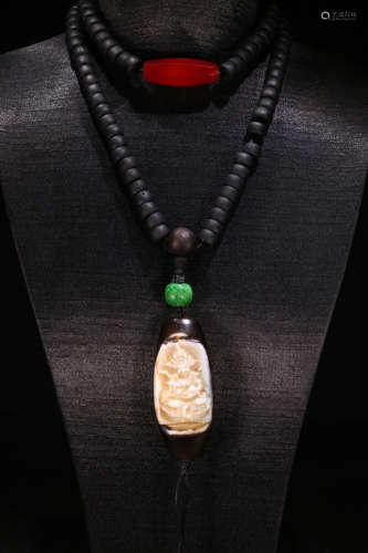 A XIAOYE ZITAN STRING NECKLACE WITH 108 BEADS