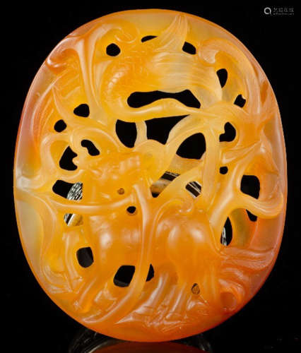 AN AGATE CARVED HOLLOW TABLET