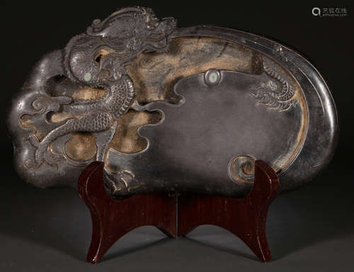 A DUAN STONE CARVED DRAGON PATTERN INK SLAB