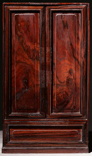 A SUANZHI WOOD CARCED CABINET