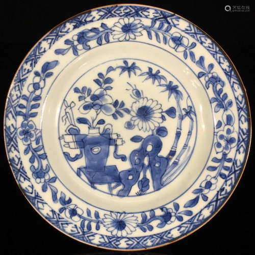 A BLUE&WHITE GLAZE AUSPICIOUS PATTERN PLATE