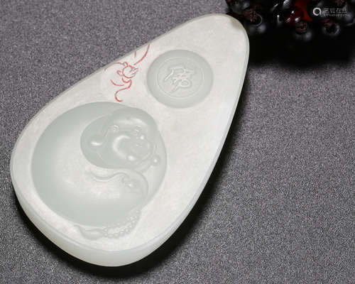 A XINJIANG HETIAN JADE MAITREYA PATTERN PENDANT