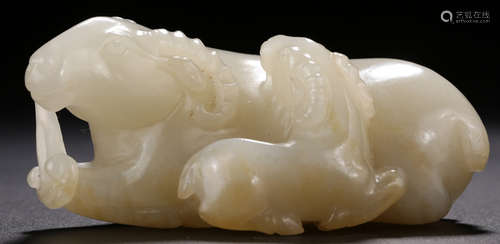 A XINJIANG HETIAN JADE GOAT SHAPE PENDANT