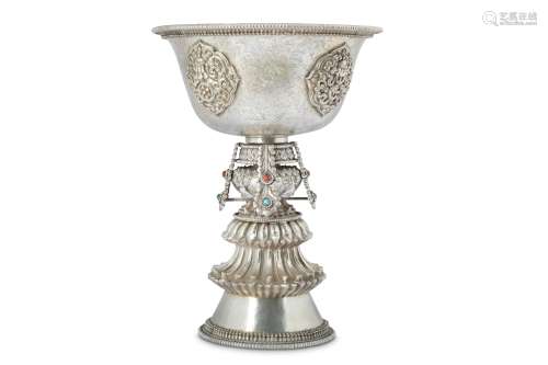 A TIBETAN SILVER STEM BOWL.