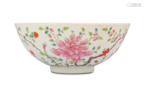 A CHINESE FAMILLE ROSE 'FLOWER AND BUTTERFLY' BOWL.