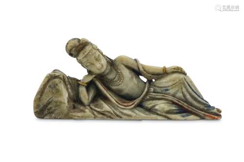 A CHINESE SOAPSTONE CARVING OF A LADY.