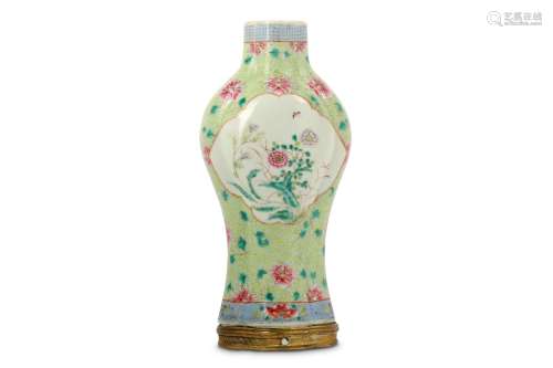 A CHINESE FAMILLE ROSE BALUSTER VASE.