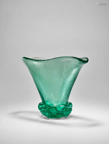 Flavio Poli (1900-1984 Large Corosso Bugnato Centerpiece circa 1938 for Seguso Vetri d'Arte, blown and applied glass with acid treated surface height 10 1/4in (26cm); width 13 3/4in (35cm); depth 6 3/4in (17cm)