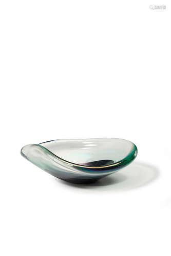 Murano Bowl circa 1940 internally decorated and iridized glass height 2 3/4in (7cm); width 8 1/2in (22cm)