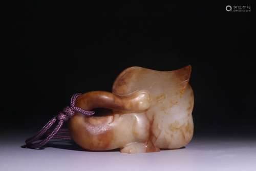 A Chinese Hetian Jade Goose Shaped Ornament