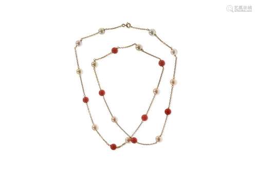 Collier perles de corail et de culture, or jaune …